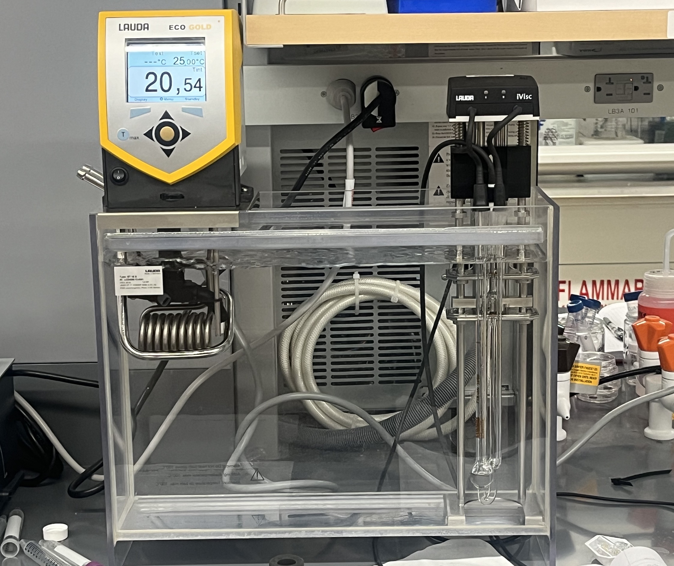 Automatic detection system for capillary viscometers
